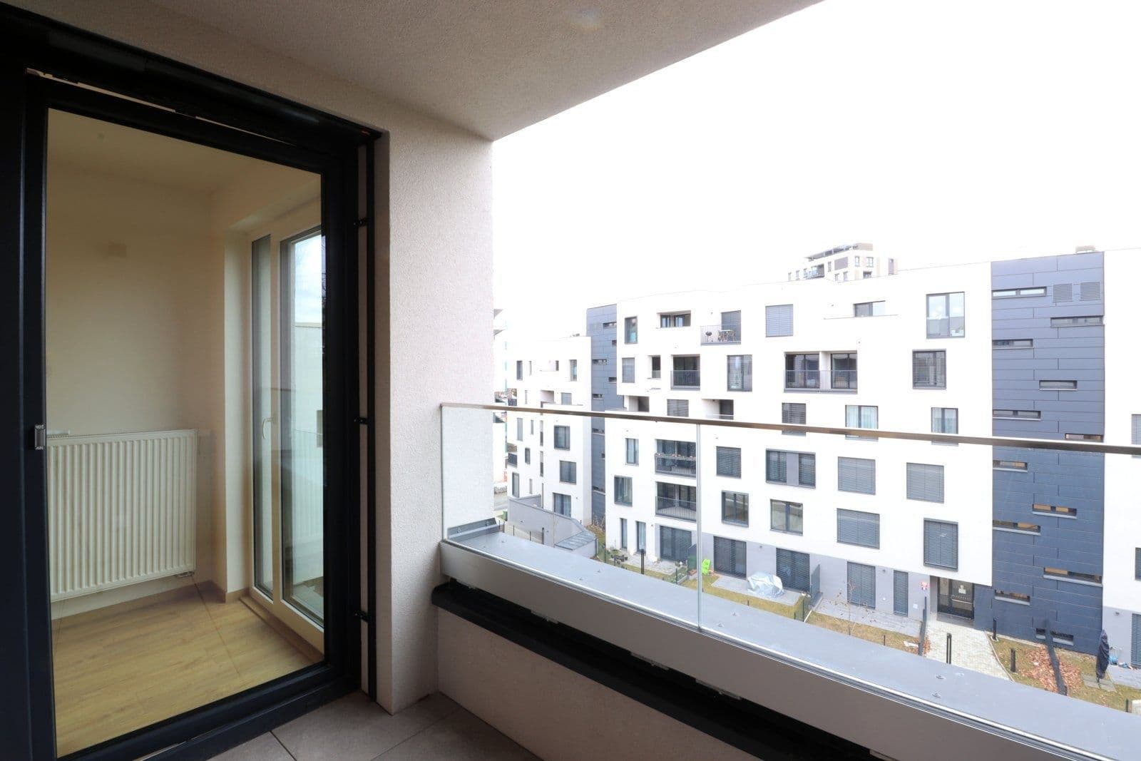 Prenájom bytu 3-izbový 75 m², Dagmar Burešové, Praha, Praha Prenájom bytu 3-izbový 75 m², Dagmar Burešové, Praha, Praha