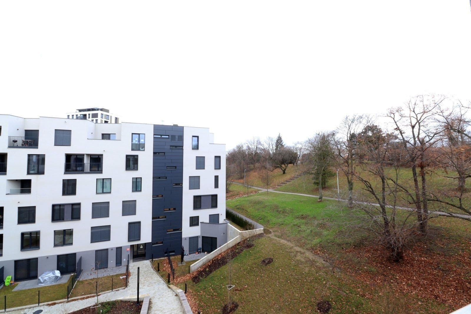 Prenájom bytu 3-izbový 75 m², Dagmar Burešové, Praha, Praha Prenájom bytu 3-izbový 75 m², Dagmar Burešové, Praha, Praha