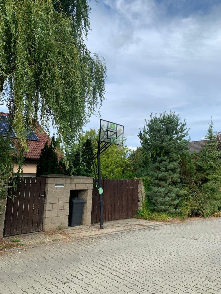 Prenájom domu 280 m², pozemek 457 m², Keltská, Statenice, Středočeský kraj Prenájom domu 280 m², pozemek 457 m², Keltská, Statenice, Středočeský kraj