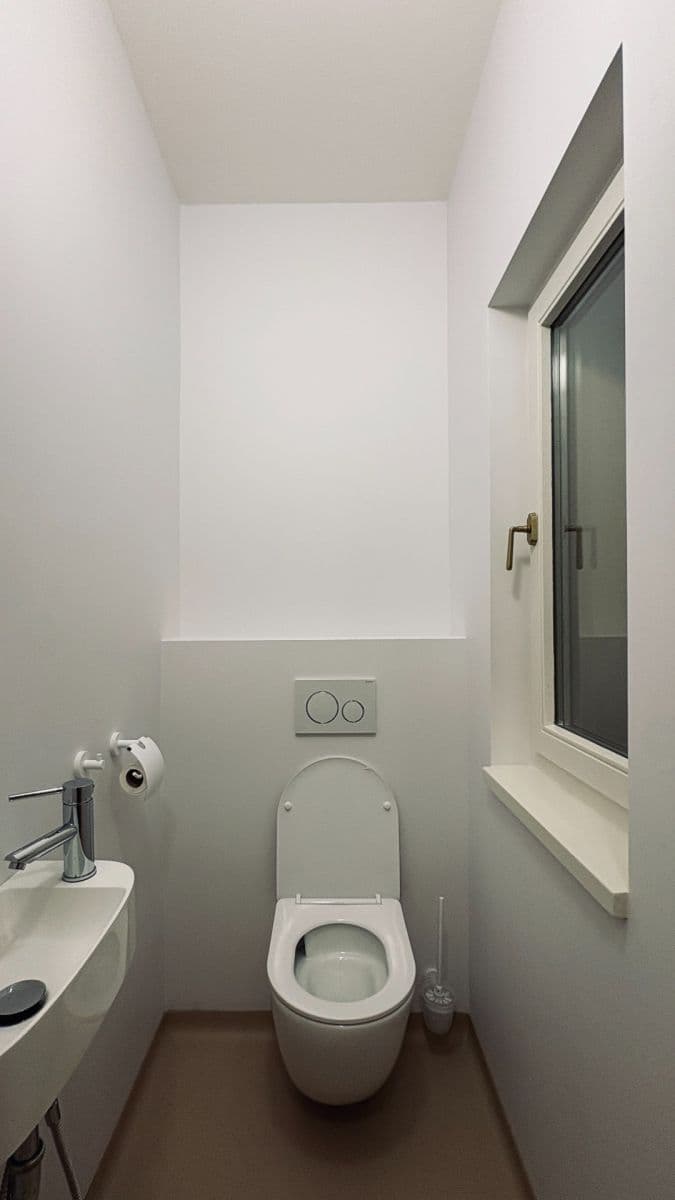 Predaj bytu 3-izbový 72 m², Šternberkova, Praha, Praha Predaj bytu 3-izbový 72 m², Šternberkova, Praha, Praha