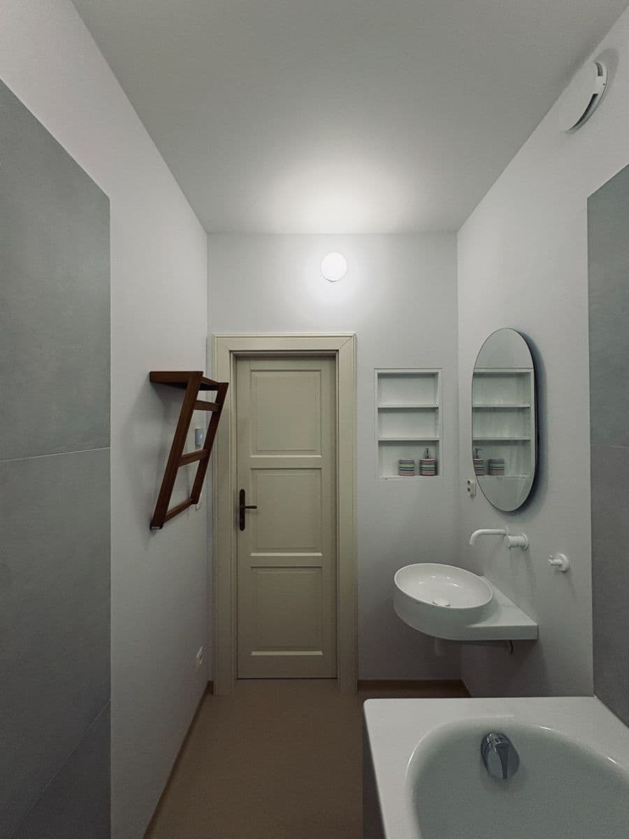 Predaj bytu 3-izbový 72 m², Šternberkova, Praha, Praha Predaj bytu 3-izbový 72 m², Šternberkova, Praha, Praha