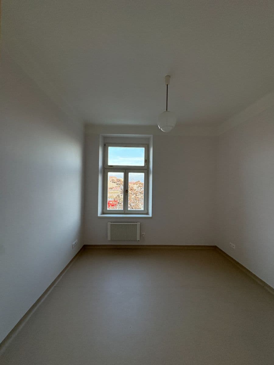 Predaj bytu 3-izbový 72 m², Šternberkova, Praha, Praha Predaj bytu 3-izbový 72 m², Šternberkova, Praha, Praha