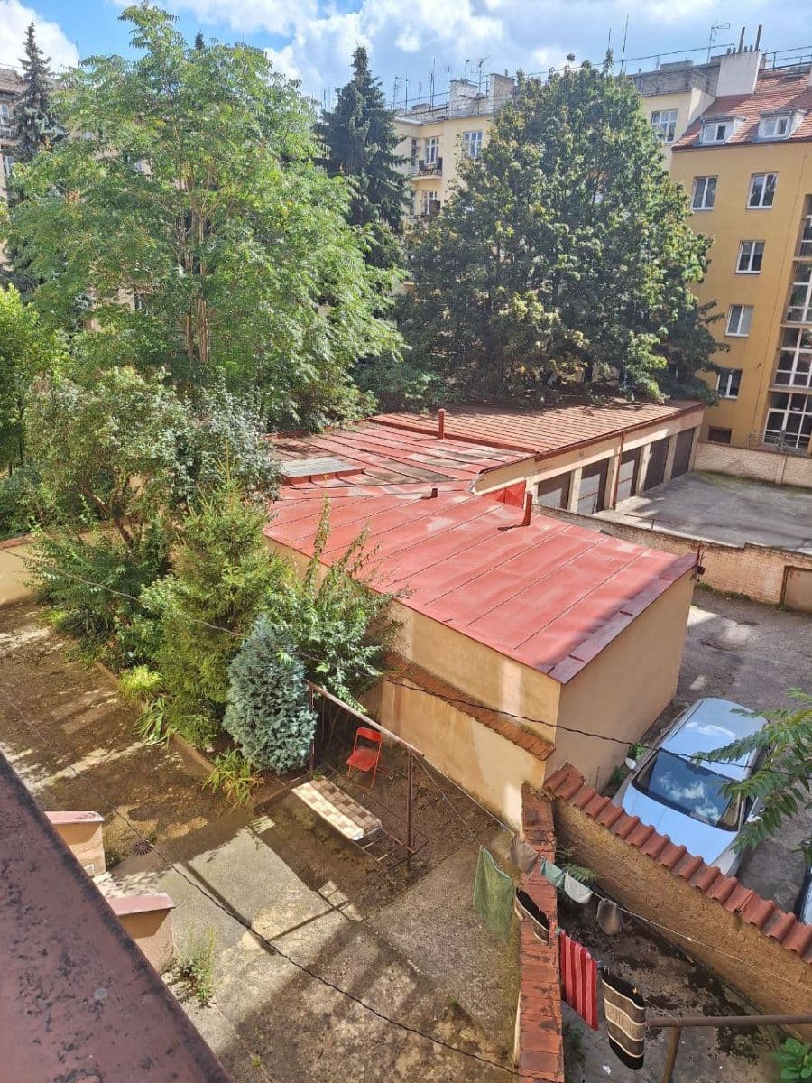 Prenájom bytu 2-izbový 50 m², Černokostelecká, Praha, Praha Prenájom bytu 2-izbový 50 m², Černokostelecká, Praha, Praha