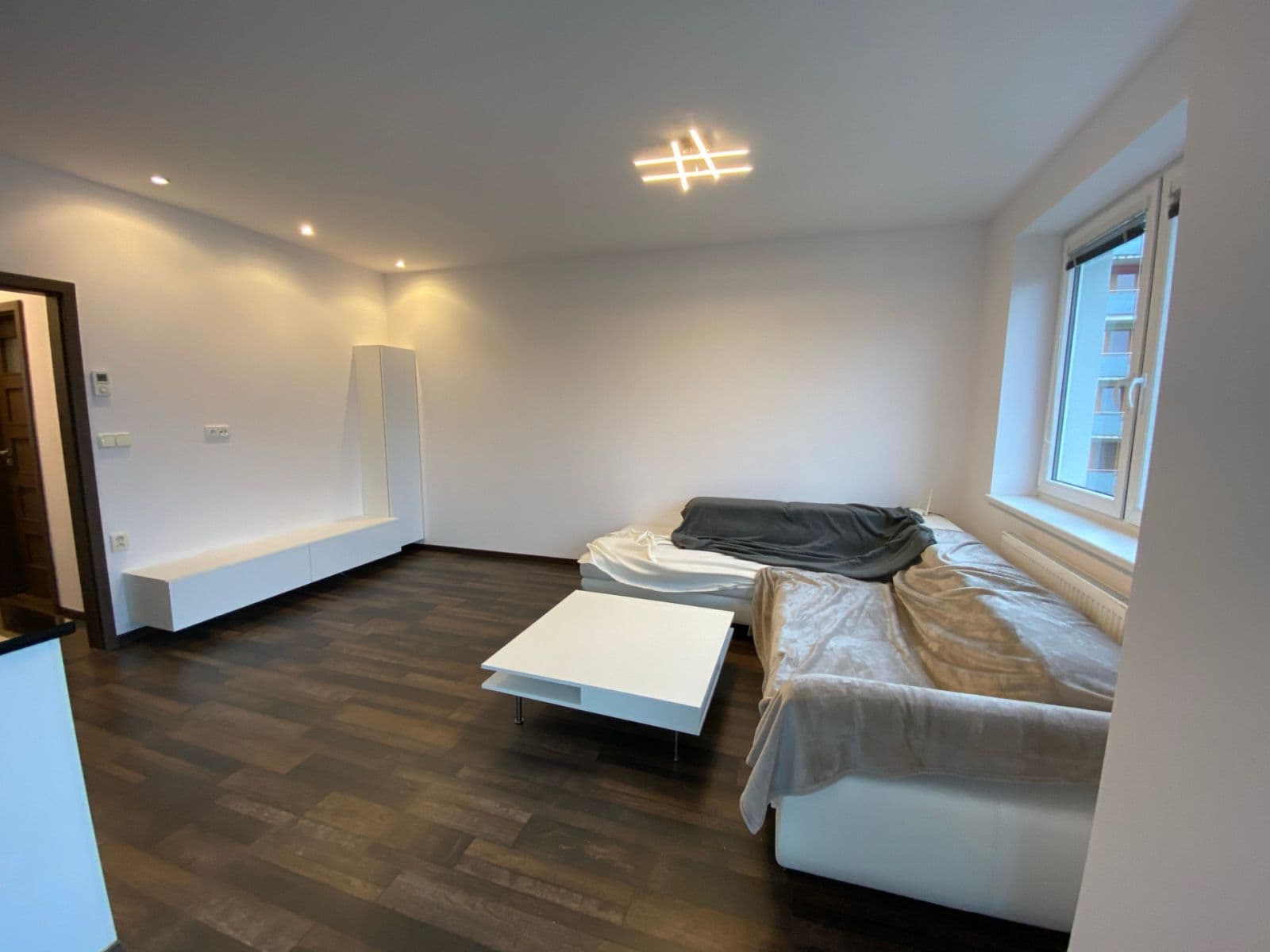 Prenájom bytu 3-izbový 64 m², U Pivovaru, Benešov, Středočeský kraj Prenájom bytu 3-izbový 64 m², U Pivovaru, Benešov, Středočeský kraj