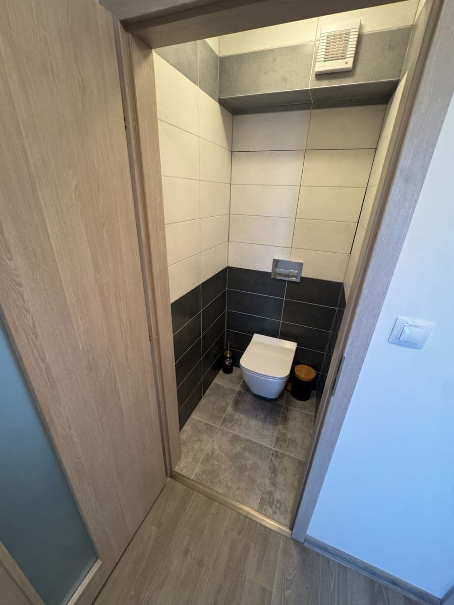 Prenájom bytu 3-izbový 66 m², Sokolovská, Plzeň, Plzeňský kraj Prenájom bytu 3-izbový 66 m², Sokolovská, Plzeň, Plzeňský kraj