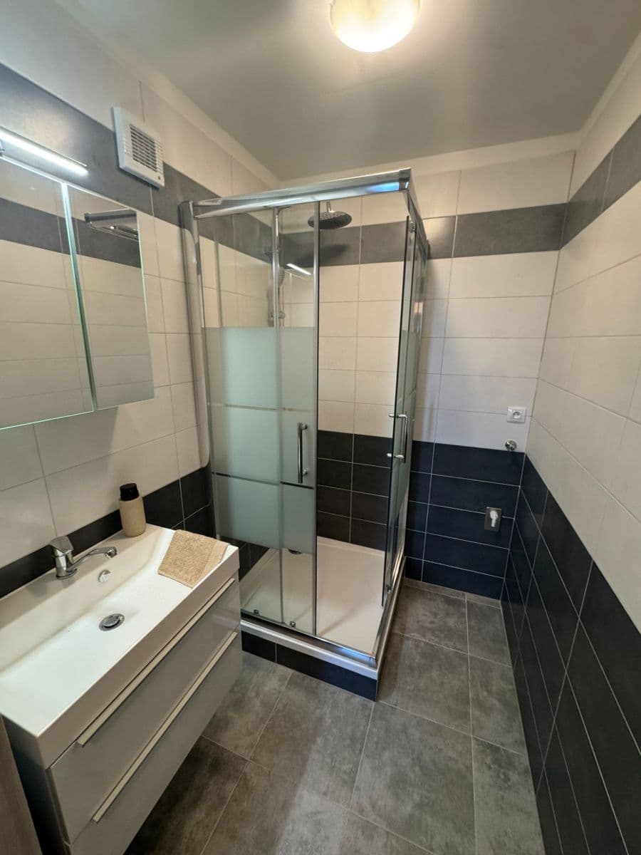 Prenájom bytu 3-izbový 66 m², Sokolovská, Plzeň, Plzeňský kraj Prenájom bytu 3-izbový 66 m², Sokolovská, Plzeň, Plzeňský kraj