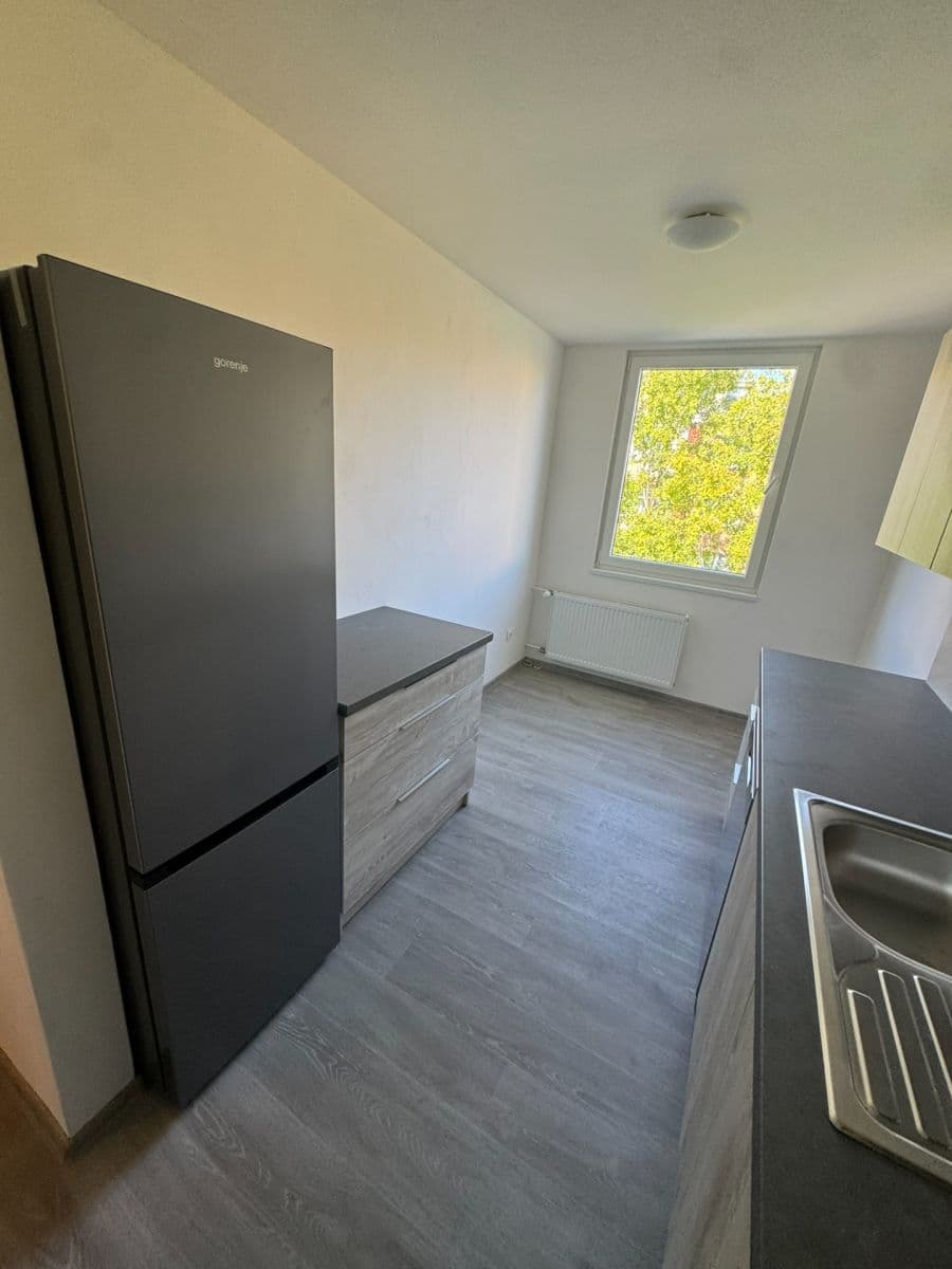 Prenájom bytu 3-izbový 66 m², Sokolovská, Plzeň, Plzeňský kraj Prenájom bytu 3-izbový 66 m², Sokolovská, Plzeň, Plzeňský kraj