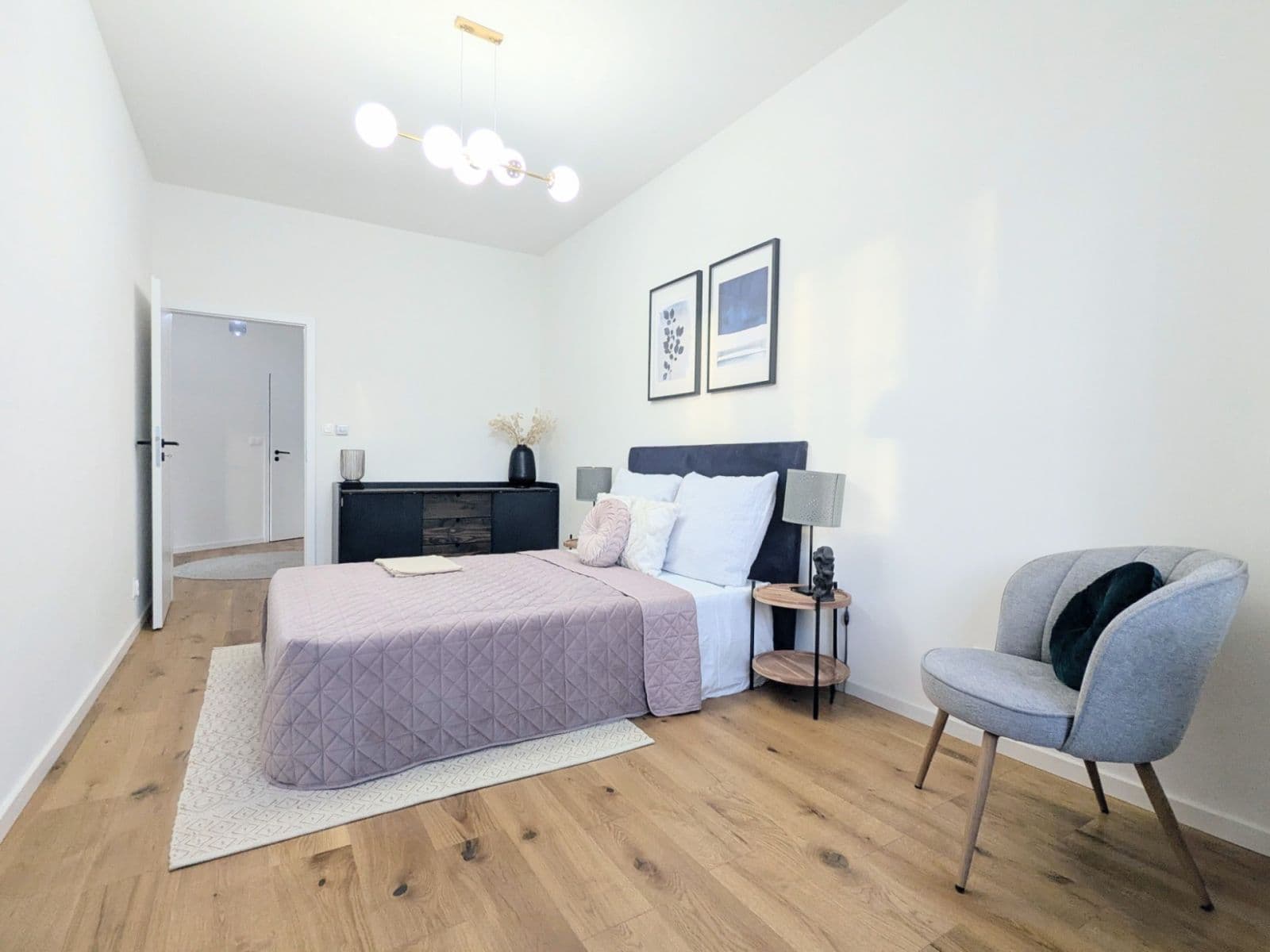 Predaj bytu 2-izbový 60 m², Petrohradská, Praha, Praha Predaj bytu 2-izbový 60 m², Petrohradská, Praha, Praha