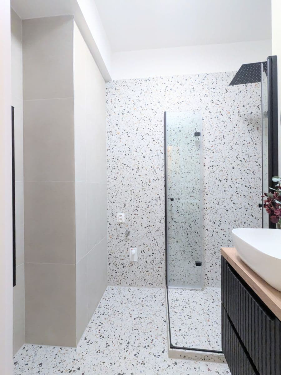 Predaj bytu 2-izbový 60 m², Petrohradská, Praha, Praha Predaj bytu 2-izbový 60 m², Petrohradská, Praha, Praha