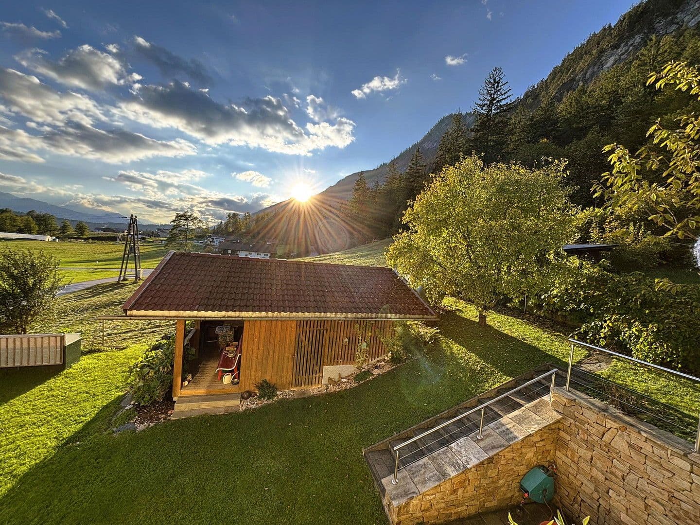 Predaj domu 250 m², pozemek 720 m², Angerberg, Tirolsko Predaj domu 250 m², pozemek 720 m², Angerberg, Tirolsko