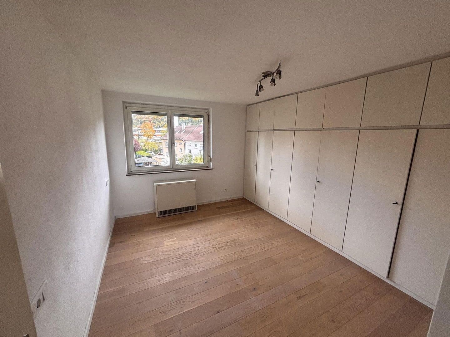 Predaj bytu 3-izbový 62 m², Leonberg, Bádensko-Wurttembersko Predaj bytu 3-izbový 62 m², Leonberg, Bádensko-Wurttembersko