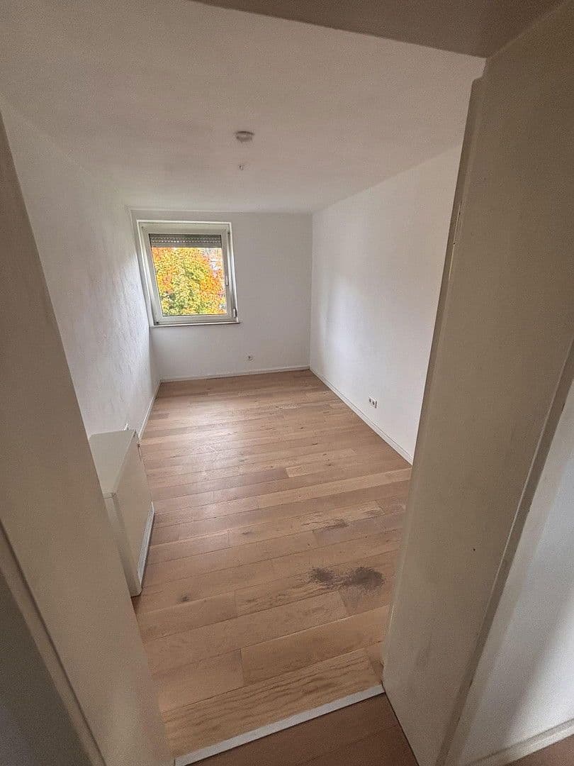 Predaj bytu 3-izbový 62 m², Leonberg, Bádensko-Wurttembersko Predaj bytu 3-izbový 62 m², Leonberg, Bádensko-Wurttembersko