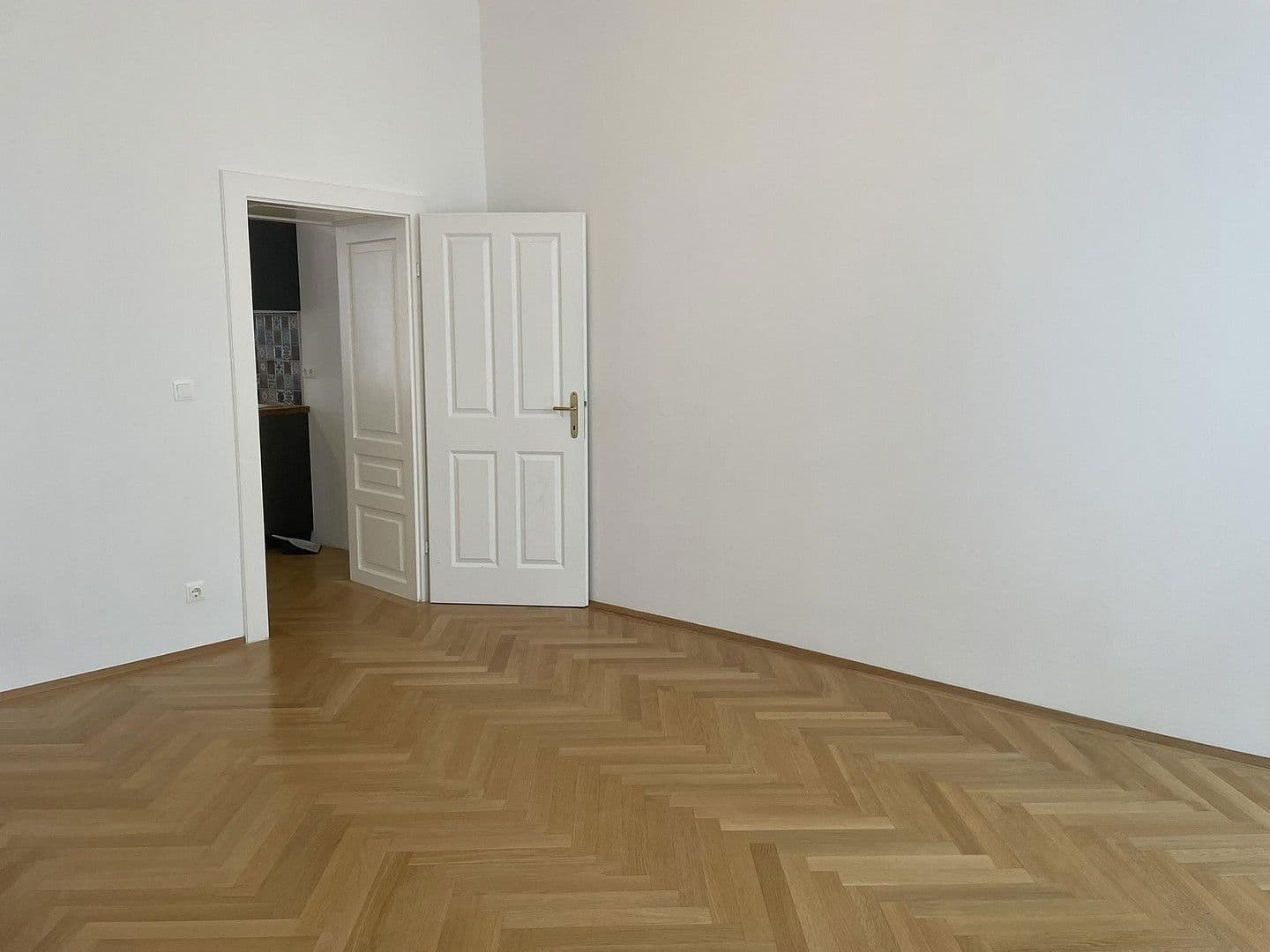 Predaj bytu 4-izbový 100 m², Wien, Viedeň Predaj bytu 4-izbový 100 m², Wien, Viedeň