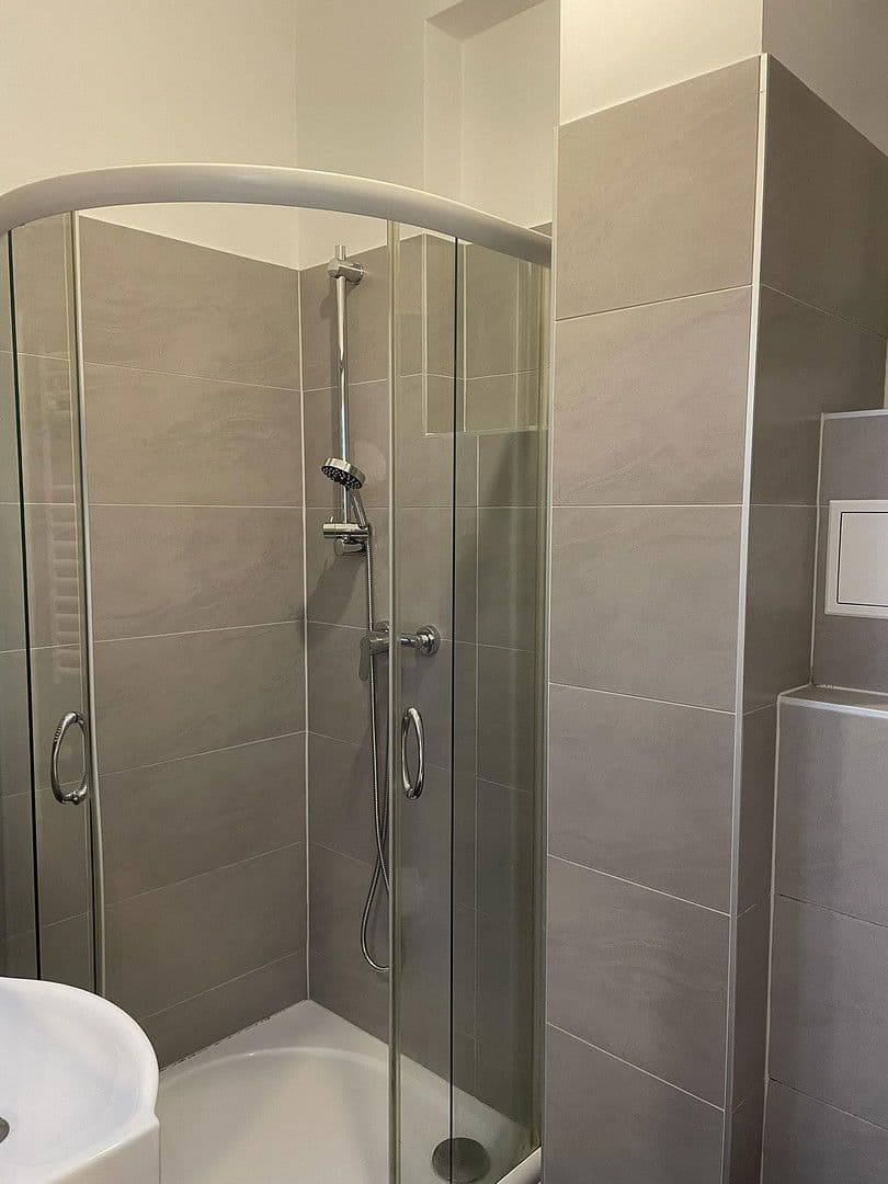 Predaj bytu 4-izbový 100 m², Wien, Viedeň Predaj bytu 4-izbový 100 m², Wien, Viedeň