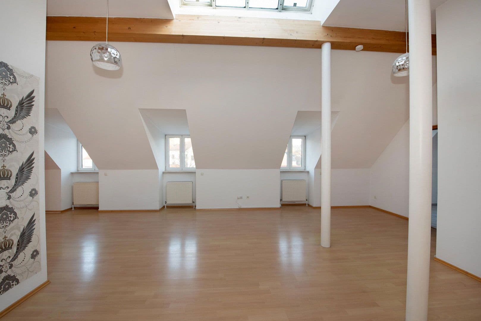 Prenájom bytu 3-izbový 95 m², Deggendorf, Bavorsko Prenájom bytu 3-izbový 95 m², Deggendorf, Bavorsko
