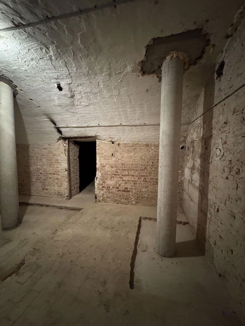 Predaj nebytového priestoru 75 m², Stuttgart, Bádensko-Wurttembersko Predaj nebytového priestoru 75 m², Stuttgart, Bádensko-Wurttembersko