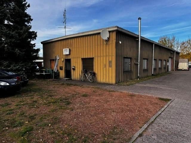 Predaj nebytového priestoru 3.200 m², Wernerusstr. 26, Celle, Dolné Sasko Predaj nebytového priestoru 3.200 m², Wernerusstr. 26, Celle, Dolné Sasko