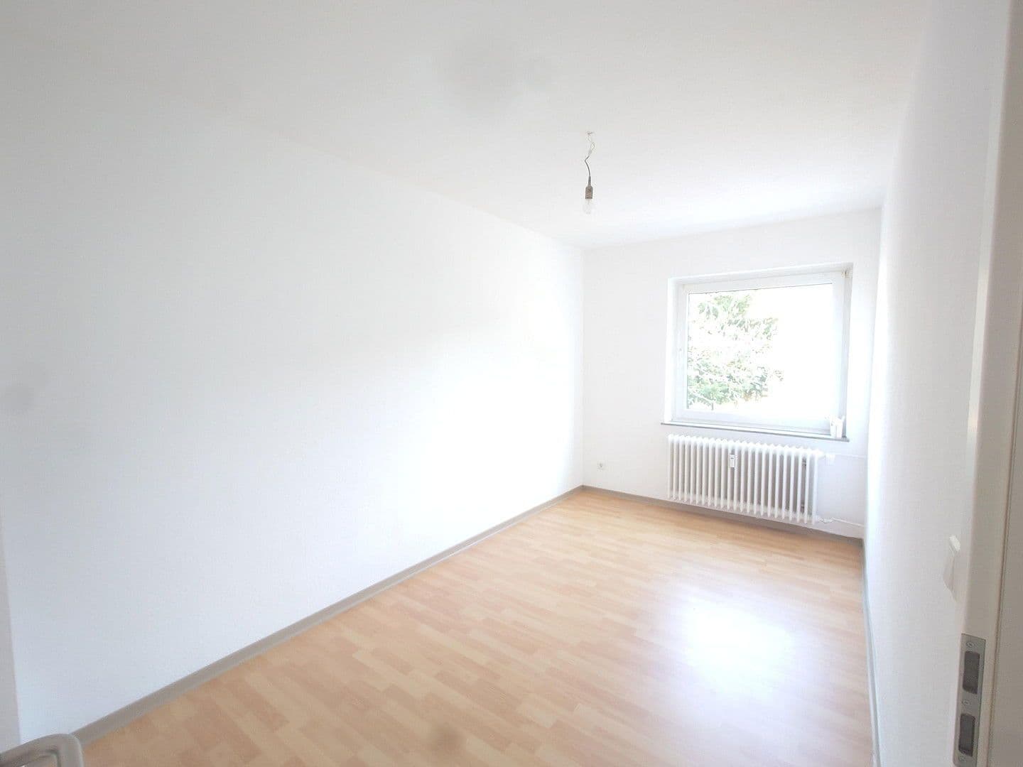 Prenájom bytu 3-izbový 64 m², Schlenhofstr. 23, Essen, Severné Porýnie - Westfálsko Prenájom bytu 3-izbový 64 m², Schlenhofstr. 23, Essen, Severné Porýnie - Westfálsko