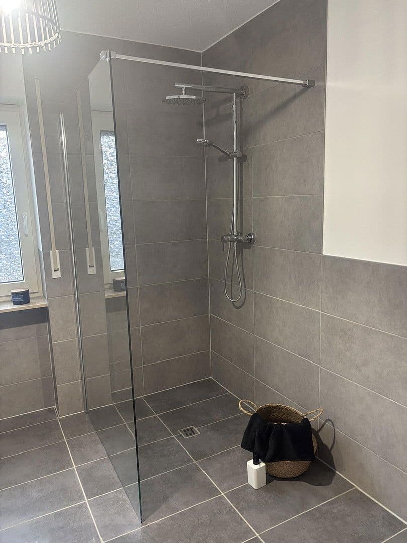 Prenájom domu 205 m², pozemek 635 m², Worms, Porýnie-Falcko Prenájom domu 205 m², pozemek 635 m², Worms, Porýnie-Falcko