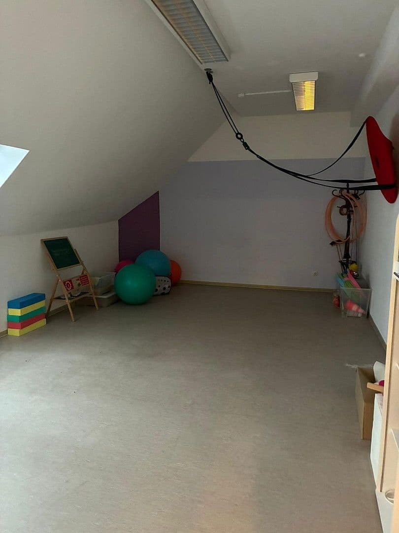 Predaj kancelárie 96 m², Johann-Schütte-Str. 7, Mannheim, Bádensko-Wurttembersko Predaj kancelárie 96 m², Johann-Schütte-Str. 7, Mannheim, Bádensko-Wurttembersko