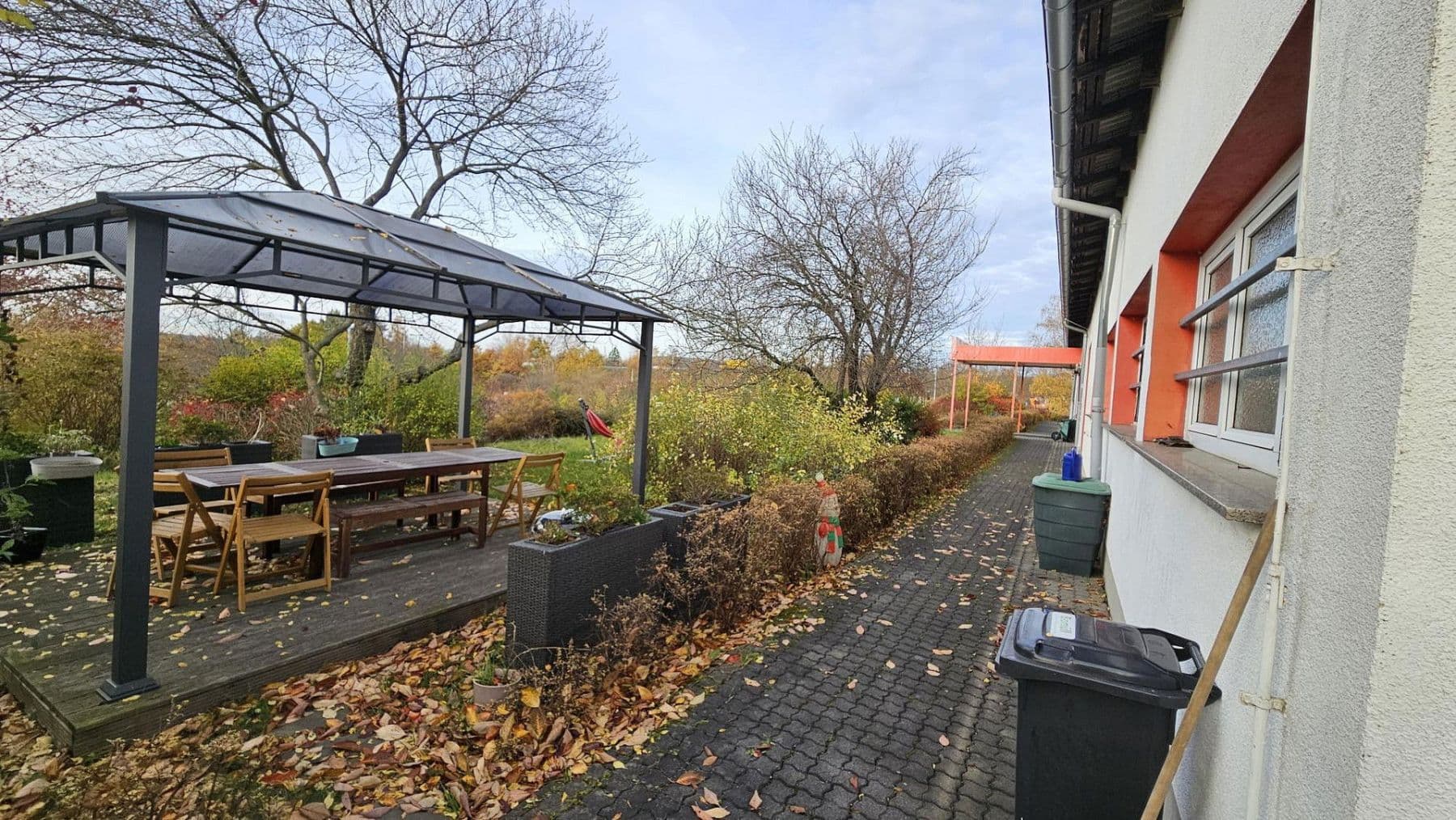 Predaj nebytového priestoru 2.950 m², Niederau, Sasko Predaj nebytového priestoru 2.950 m², Niederau, Sasko