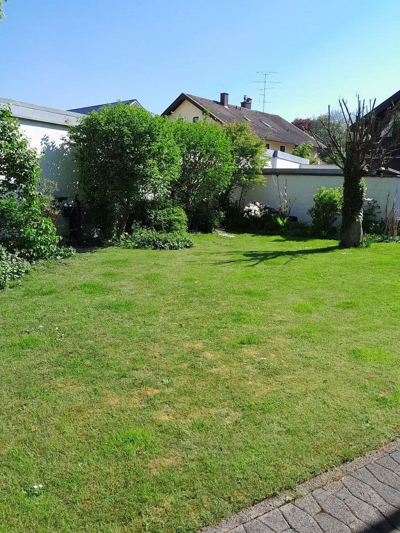 Predaj domu 140 m², pozemek 194 m², München, Bavorsko Predaj domu 140 m², pozemek 194 m², München, Bavorsko