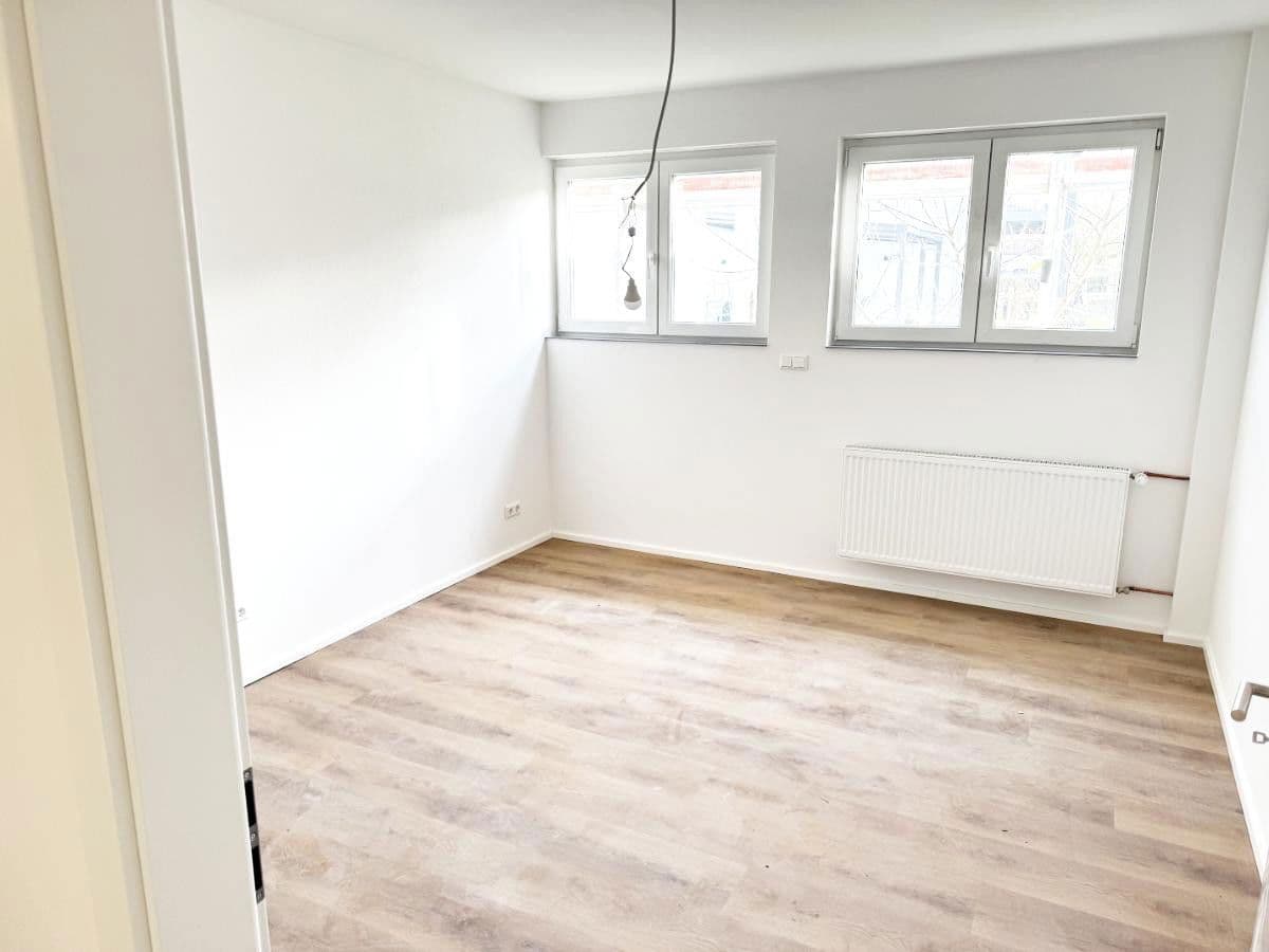 Prenájom bytu 2-izbový 90 m², Grüne Aue 1, Aglasterhausen, Bádensko-Wurttembersko Prenájom bytu 2-izbový 90 m², Grüne Aue 1, Aglasterhausen, Bádensko-Wurttembersko