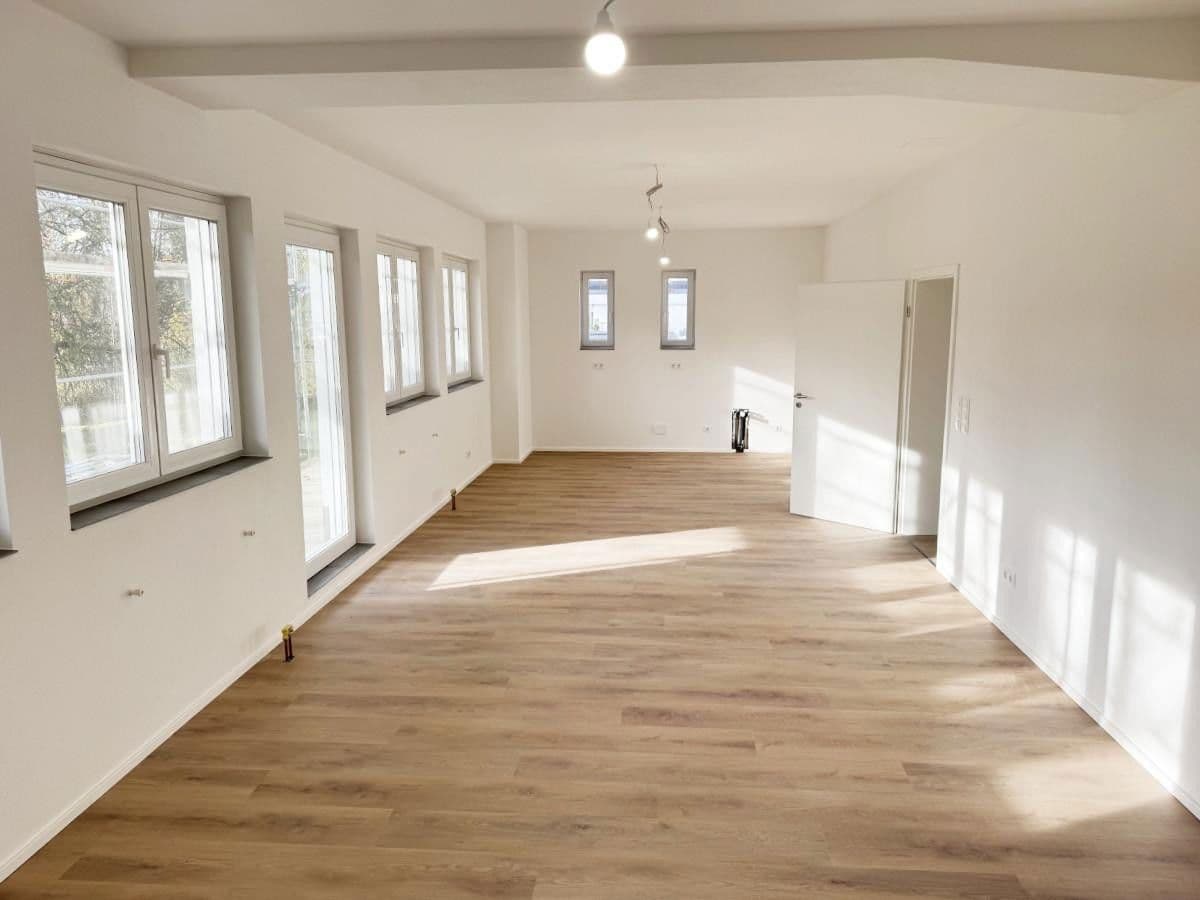 Prenájom bytu 2-izbový 90 m², Grüne Aue 1, Aglasterhausen, Bádensko-Wurttembersko Prenájom bytu 2-izbový 90 m², Grüne Aue 1, Aglasterhausen, Bádensko-Wurttembersko