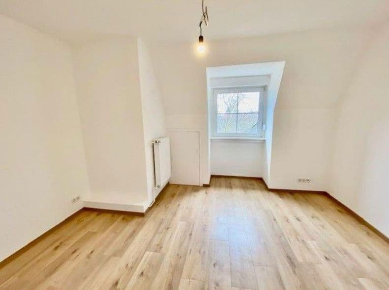Prenájom bytu 15 m², Straße der Republik 23, Wiesbaden, Hesensko Prenájom bytu 15 m², Straße der Republik 23, Wiesbaden, Hesensko