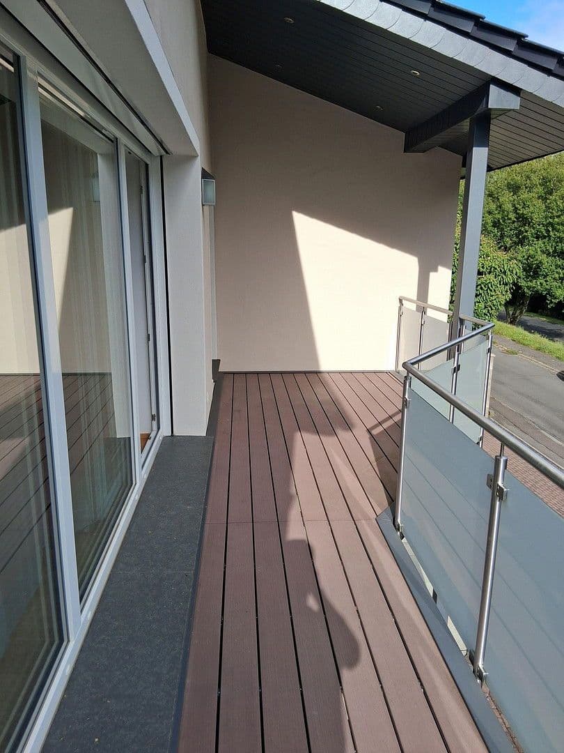 Prenájom bytu 6-izbový 105 m², Prüm, Porýnie-Falcko Prenájom bytu 6-izbový 105 m², Prüm, Porýnie-Falcko