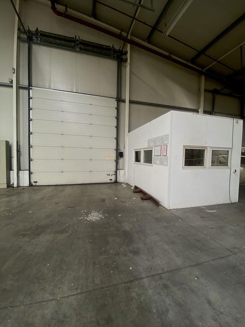 Prenájom nebytového priestoru 2.267 m², Daimlerstraße 5-8, Hörstel, Severné Porýnie - Westfálsko Prenájom nebytového priestoru 2.267 m², Daimlerstraße 5-8, Hörstel, Severné Porýnie - Westfálsko