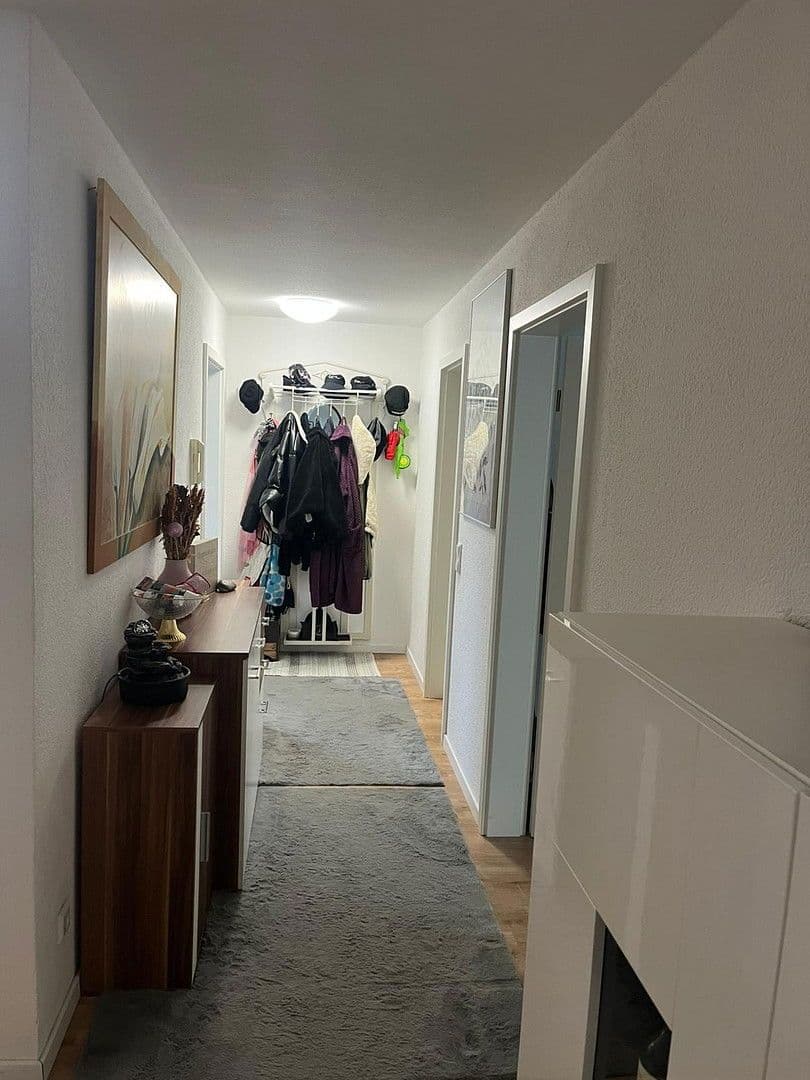 Prenájom bytu 2-izbový 69 m², Wilflinger str. 3, Bingen, Bádensko-Wurttembersko Prenájom bytu 2-izbový 69 m², Wilflinger str. 3, Bingen, Bádensko-Wurttembersko