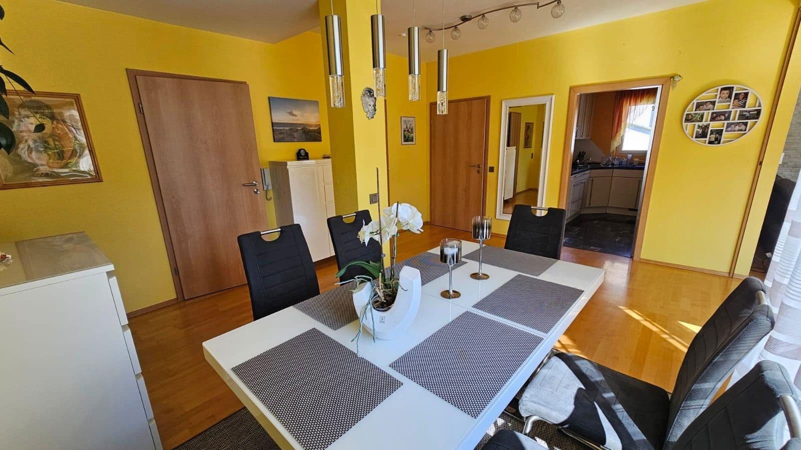 Predaj bytu 4-izbový 133 m², Am Mühlwäldle, 12, Baden-Baden Haueneberstein, Bádensko-Wurttembersko Predaj bytu 4-izbový 133 m², Am Mühlwäldle, 12, Baden-Baden Haueneberstein, Bádensko-Wurttembersko