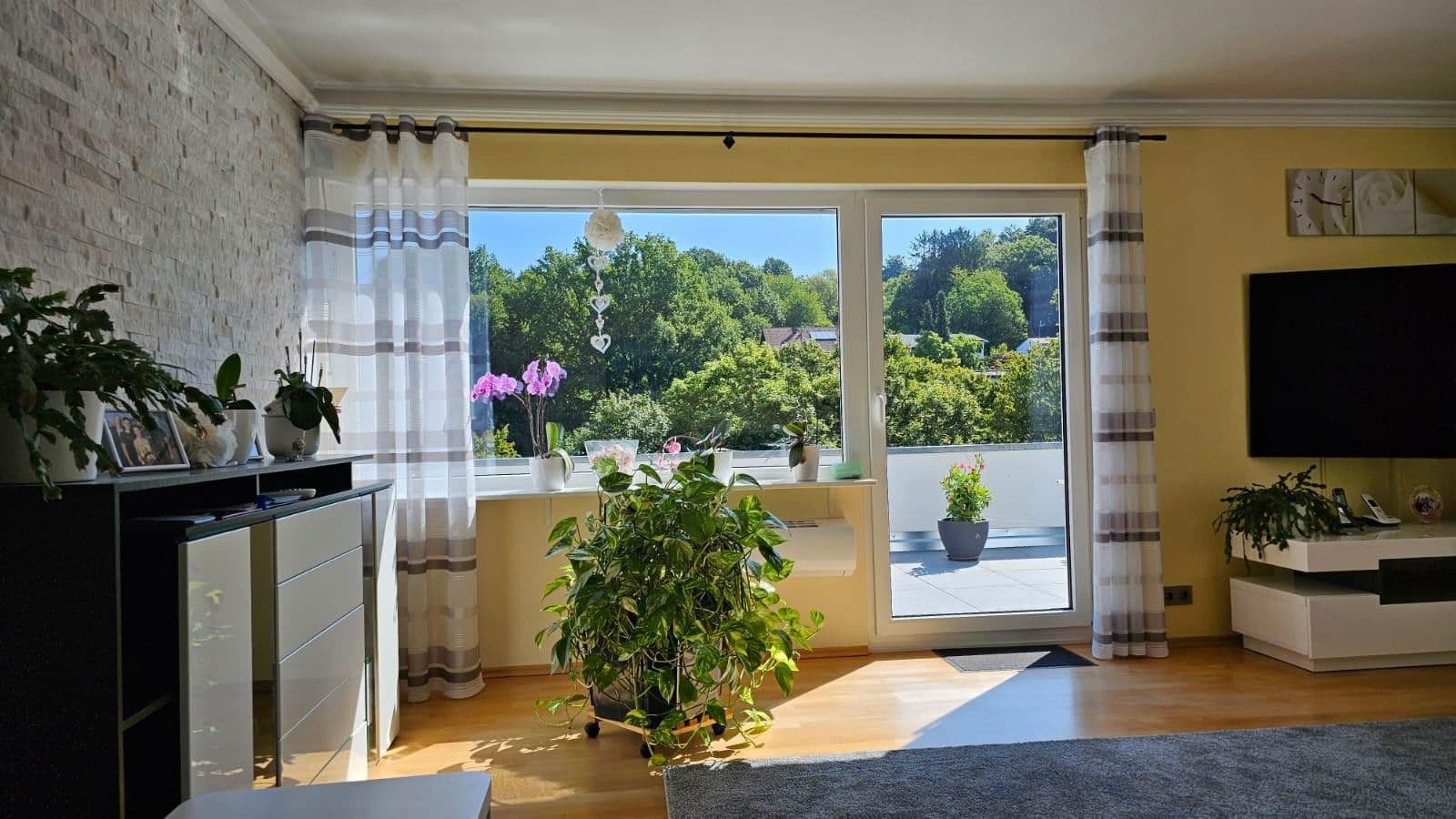 Predaj bytu 4-izbový 133 m², Am Mühlwäldle, 12, Baden-Baden Haueneberstein, Bádensko-Wurttembersko Predaj bytu 4-izbový 133 m², Am Mühlwäldle, 12, Baden-Baden Haueneberstein, Bádensko-Wurttembersko