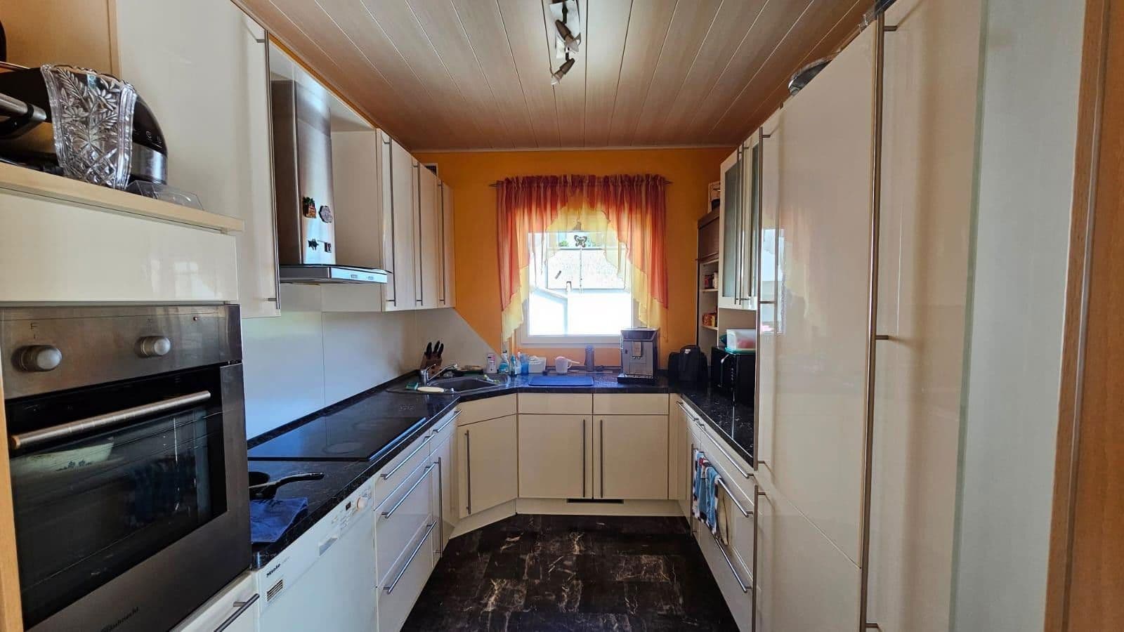 Predaj bytu 4-izbový 133 m², Am Mühlwäldle, 12, Baden-Baden Haueneberstein, Bádensko-Wurttembersko Predaj bytu 4-izbový 133 m², Am Mühlwäldle, 12, Baden-Baden Haueneberstein, Bádensko-Wurttembersko