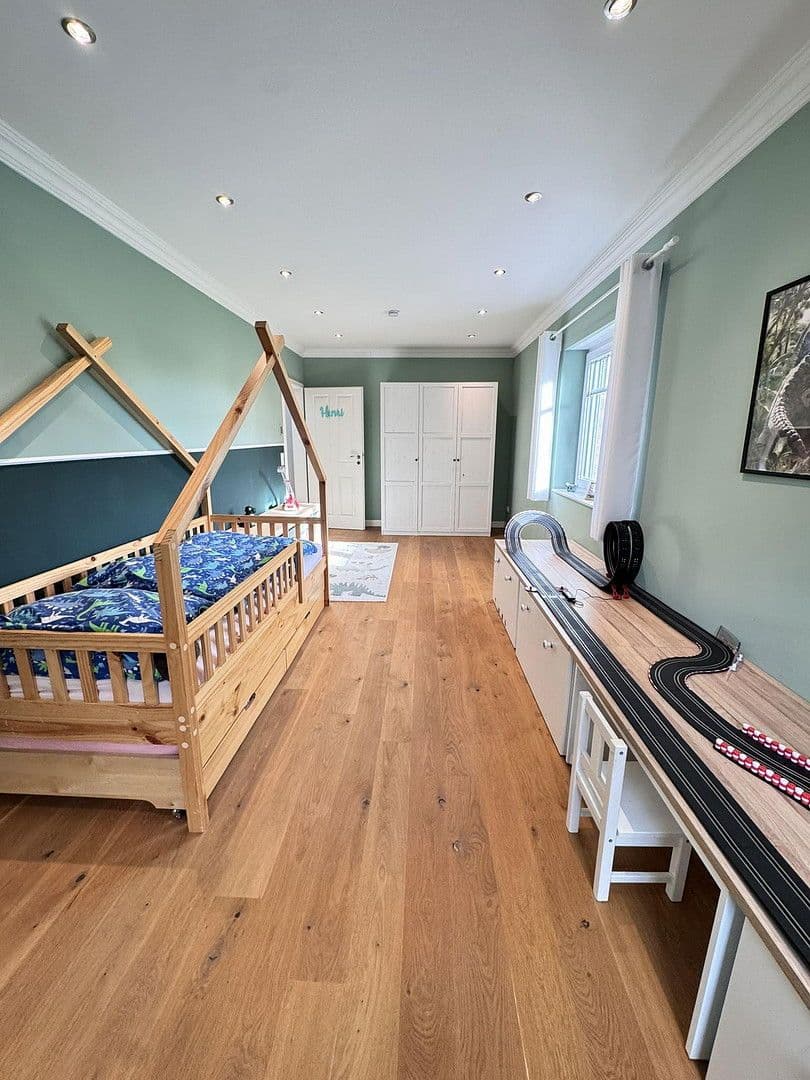 Predaj domu 280 m², pozemek 2.360 m², Börnsen, Šlezvicko-Holštajnsko Predaj domu 280 m², pozemek 2.360 m², Börnsen, Šlezvicko-Holštajnsko