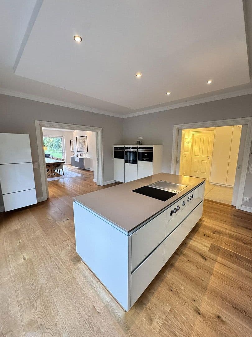 Predaj domu 280 m², pozemek 2.360 m², Börnsen, Šlezvicko-Holštajnsko Predaj domu 280 m², pozemek 2.360 m², Börnsen, Šlezvicko-Holštajnsko