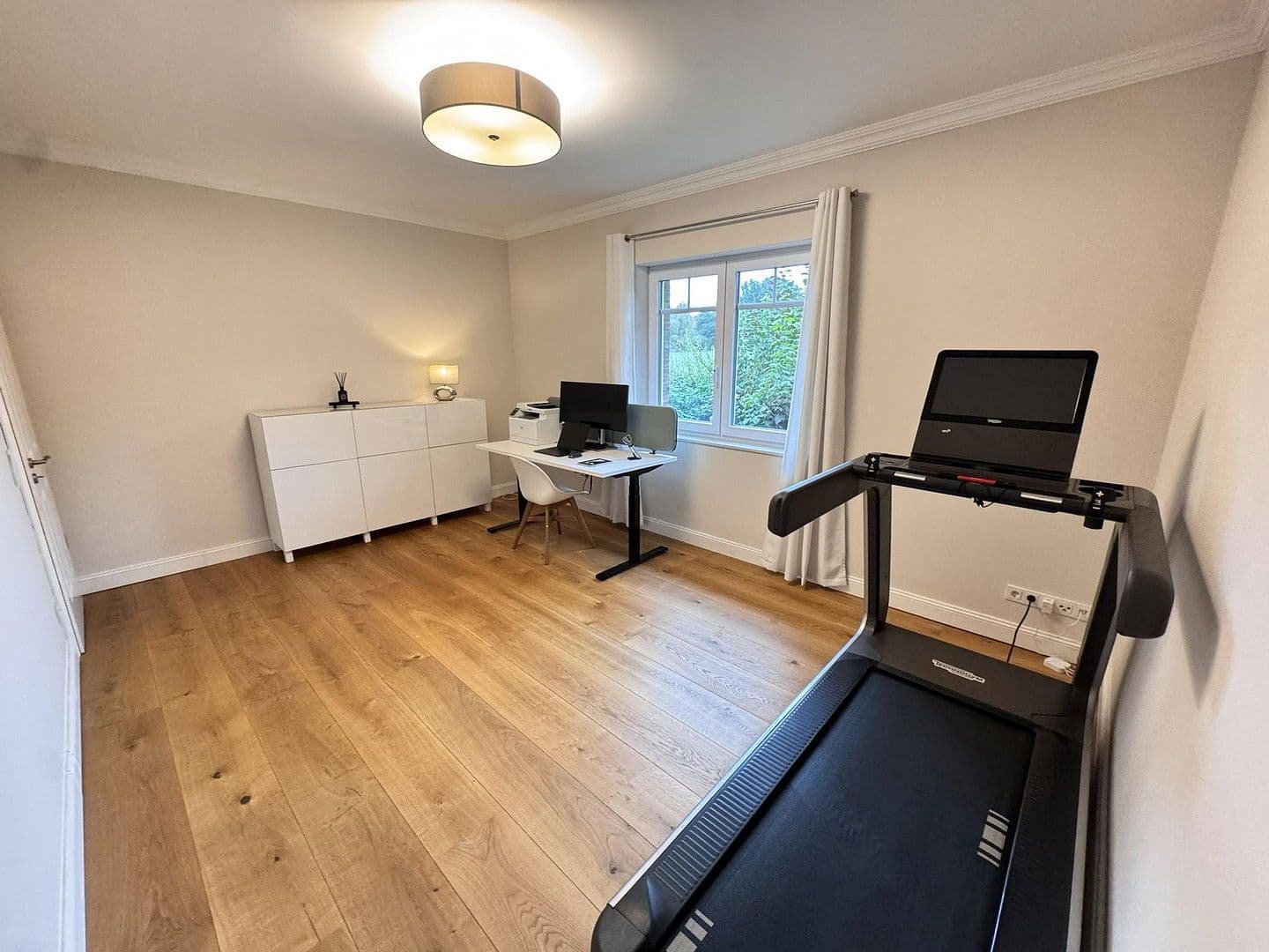 Predaj domu 280 m², pozemek 2.360 m², Börnsen, Šlezvicko-Holštajnsko Predaj domu 280 m², pozemek 2.360 m², Börnsen, Šlezvicko-Holštajnsko