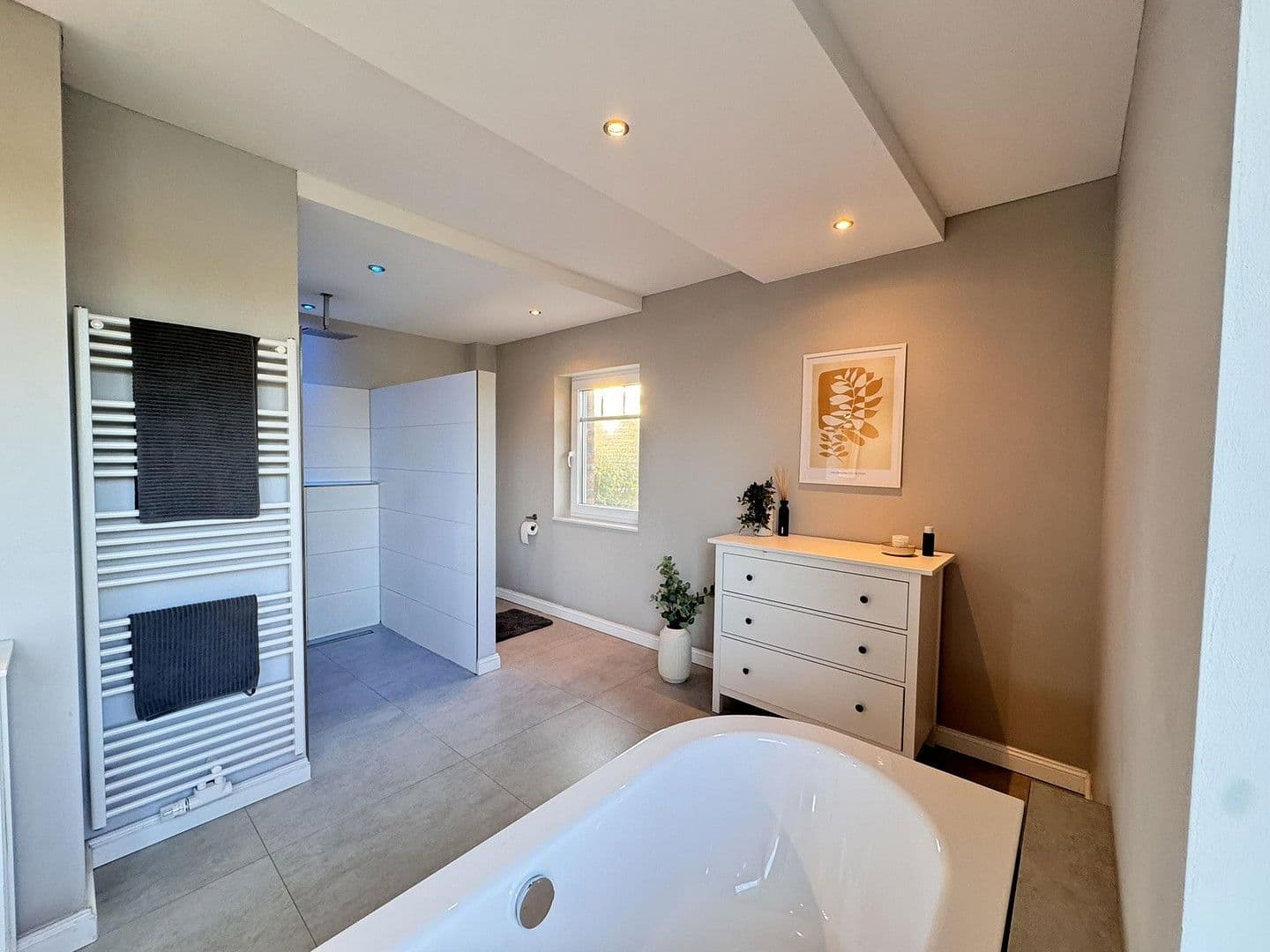 Predaj domu 280 m², pozemek 2.360 m², Börnsen, Šlezvicko-Holštajnsko Predaj domu 280 m², pozemek 2.360 m², Börnsen, Šlezvicko-Holštajnsko