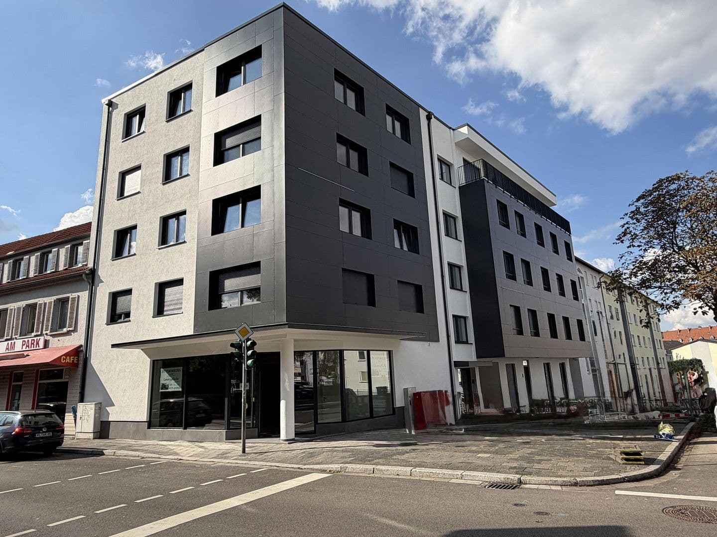 Prenájom nebytového priestoru 190 m², Daniel-Häberelstr. 18, Kaiserslautern, Porýnie-Falcko Prenájom nebytového priestoru 190 m², Daniel-Häberelstr. 18, Kaiserslautern, Porýnie-Falcko