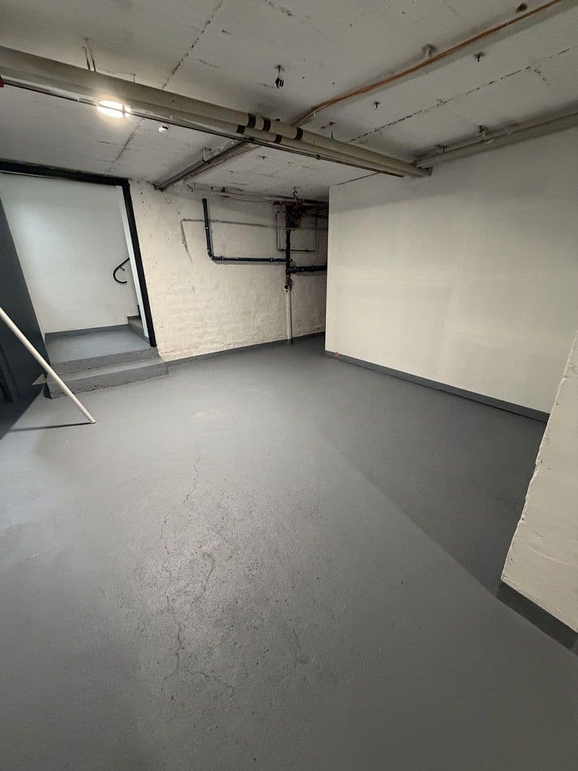 Prenájom nebytového priestoru 190 m², Daniel-Häberelstr. 18, Kaiserslautern, Porýnie-Falcko Prenájom nebytového priestoru 190 m², Daniel-Häberelstr. 18, Kaiserslautern, Porýnie-Falcko