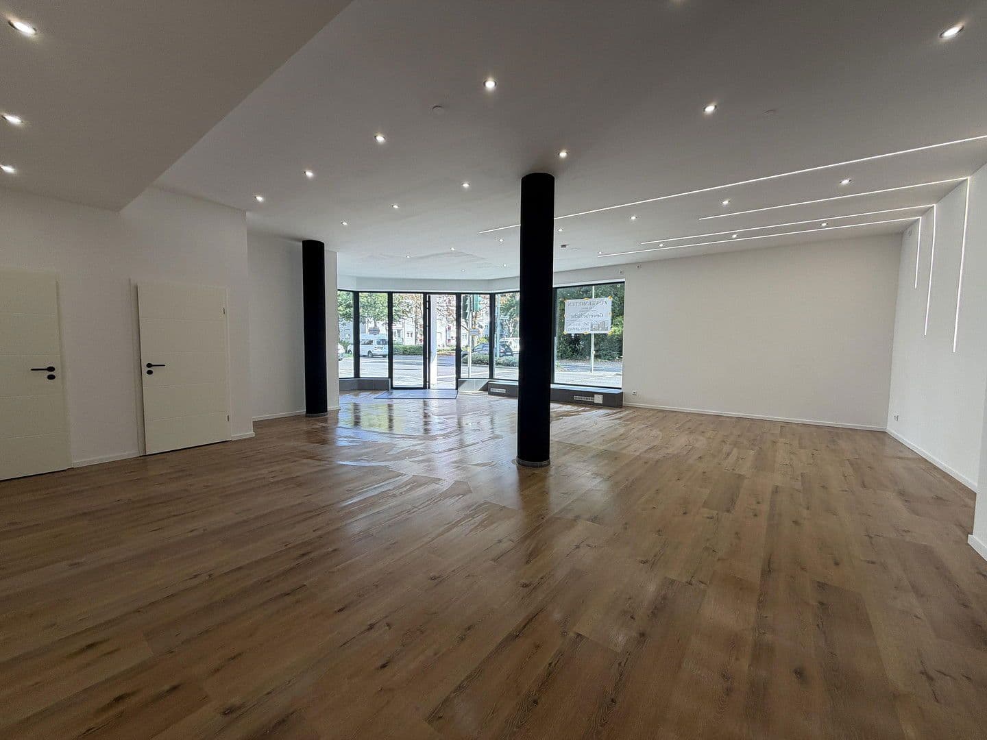 Prenájom nebytového priestoru 190 m², Daniel-Häberelstr. 18, Kaiserslautern, Porýnie-Falcko Prenájom nebytového priestoru 190 m², Daniel-Häberelstr. 18, Kaiserslautern, Porýnie-Falcko