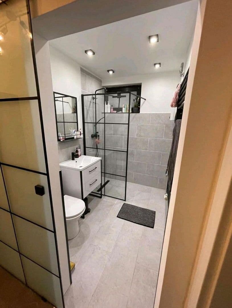 Predaj bytu 2-izbový 80 m², Trier, Porýnie-Falcko Predaj bytu 2-izbový 80 m², Trier, Porýnie-Falcko