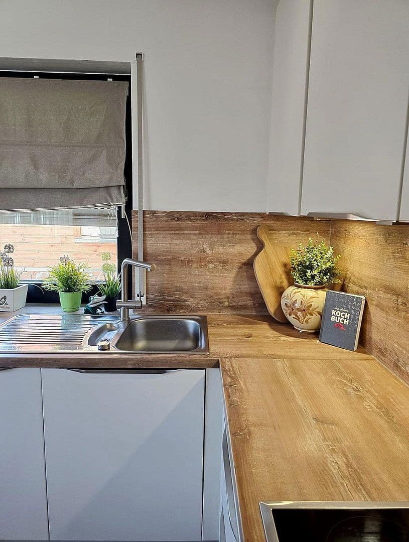 Predaj bytu 2-izbový 80 m², Trier, Porýnie-Falcko Predaj bytu 2-izbový 80 m², Trier, Porýnie-Falcko