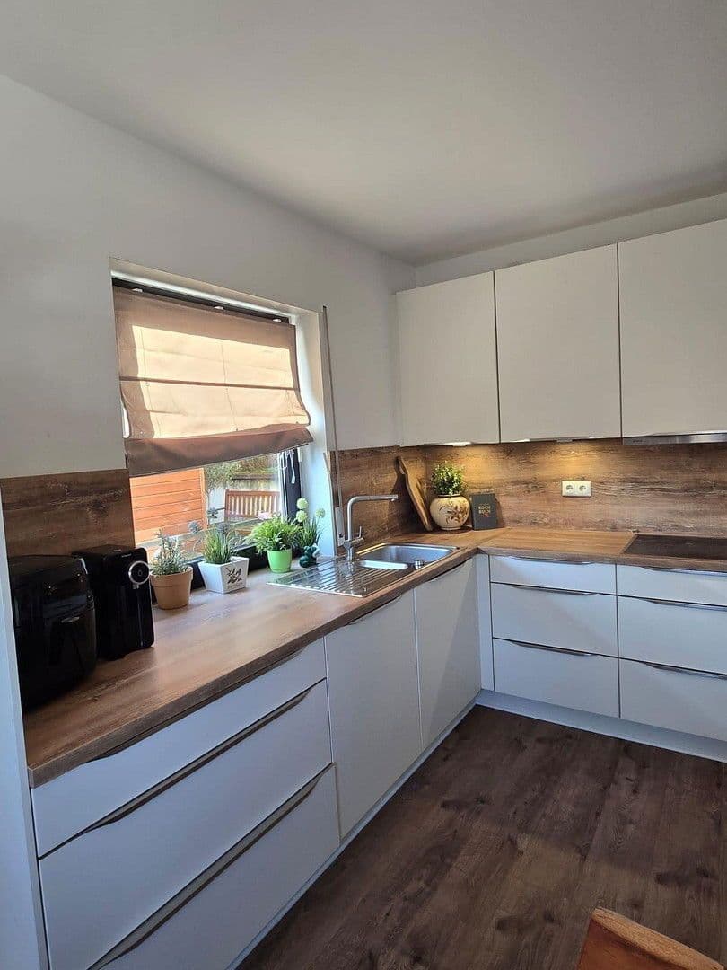 Predaj bytu 2-izbový 80 m², Trier, Porýnie-Falcko Predaj bytu 2-izbový 80 m², Trier, Porýnie-Falcko