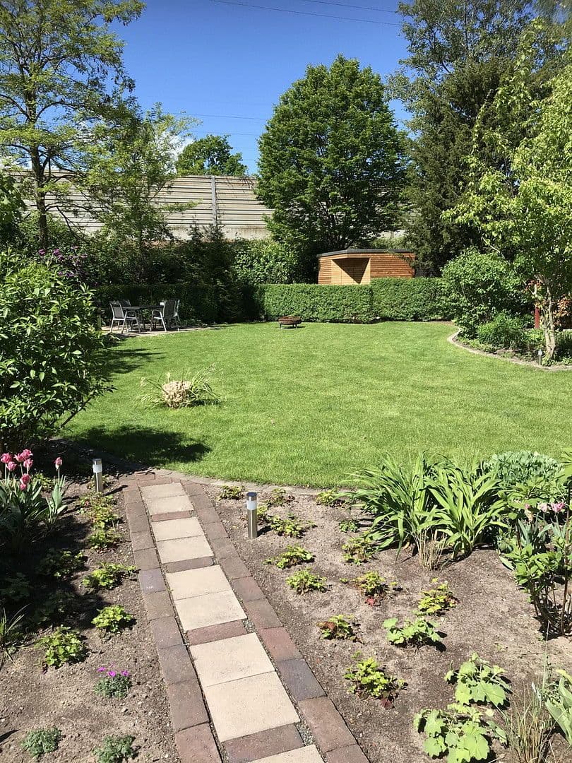 Predaj domu 287 m², pozemek 680 m², Hannover, Dolné Sasko Predaj domu 287 m², pozemek 680 m², Hannover, Dolné Sasko