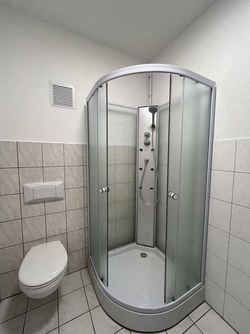 Prenájom bytu 2-izbový 81 m², Möckmühl, Bádensko-Wurttembersko Prenájom bytu 2-izbový 81 m², Möckmühl, Bádensko-Wurttembersko