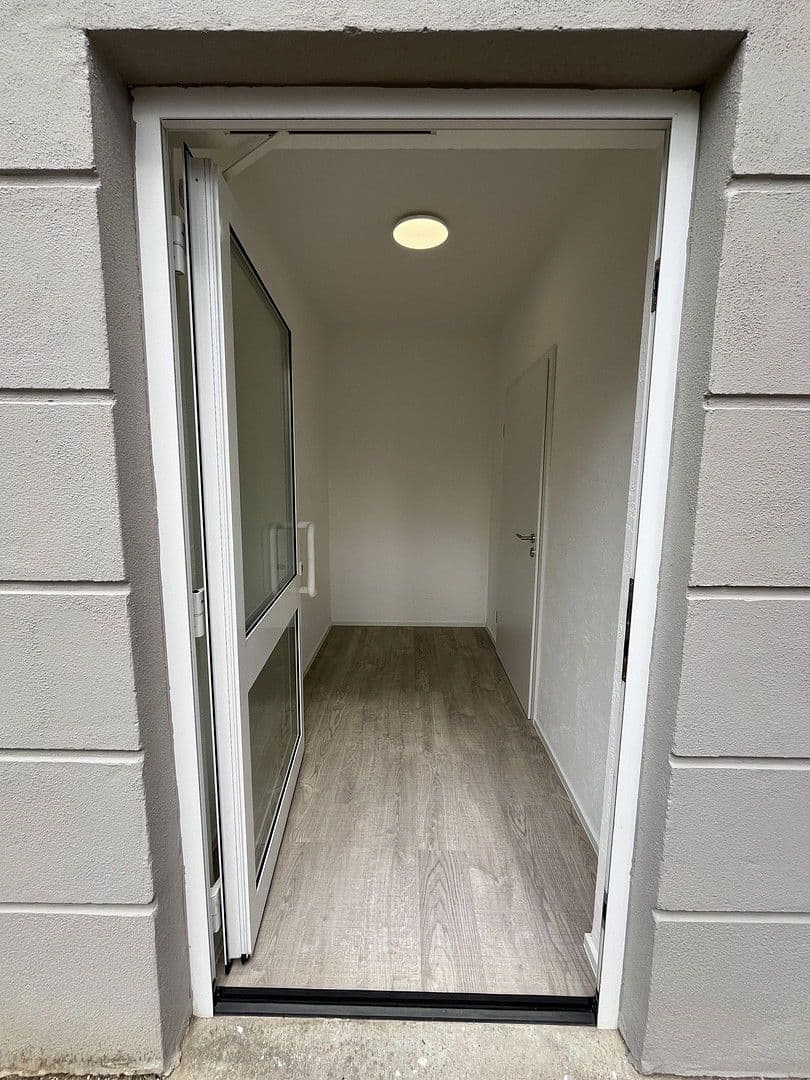 Prenájom bytu 2-izbový 81 m², Möckmühl, Bádensko-Wurttembersko Prenájom bytu 2-izbový 81 m², Möckmühl, Bádensko-Wurttembersko