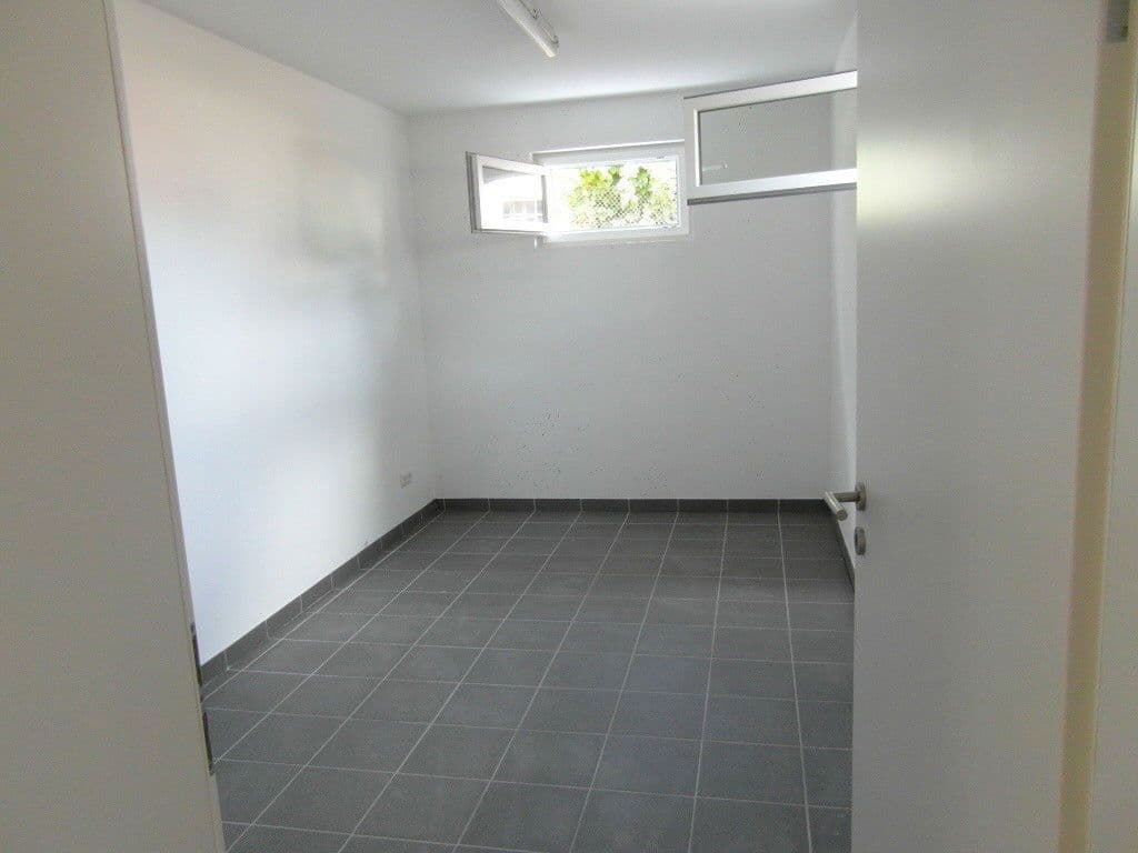 Prenájom bytu 2-izbový 90 m², Hamppstraße 7a, Au in der Hallertau, Bavorsko Prenájom bytu 2-izbový 90 m², Hamppstraße 7a, Au in der Hallertau, Bavorsko