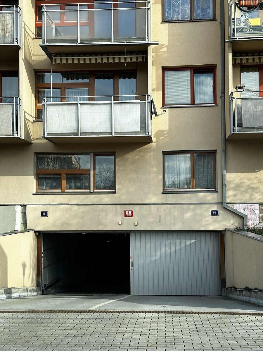 Predaj garáže 12 m², Štěpařská, Praha, Praha Predaj garáže 12 m², Štěpařská, Praha, Praha